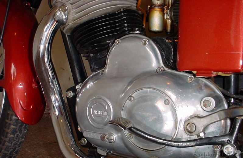 Gillet-Herstal-1950-350cc.jpg