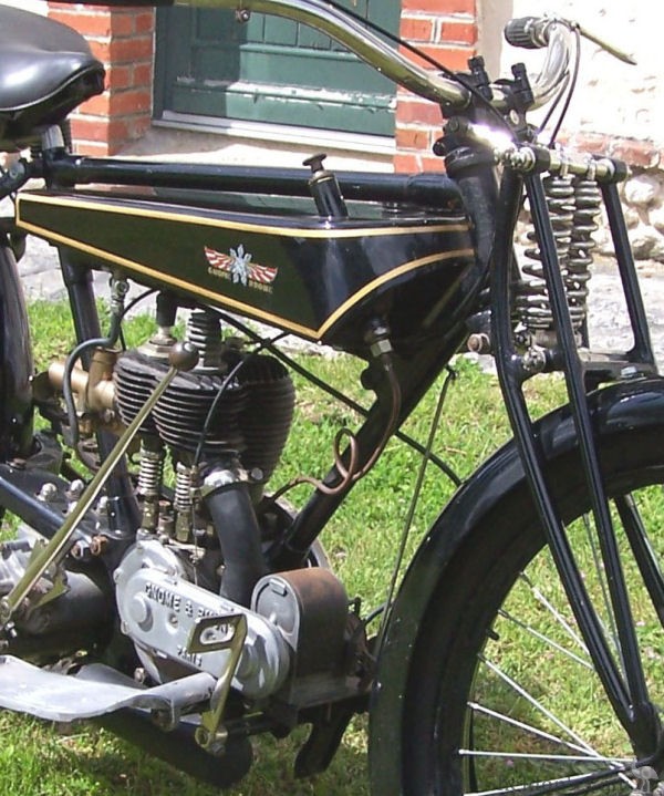 Gnome-Rhone-1923-Type-B-500cc-2.jpg