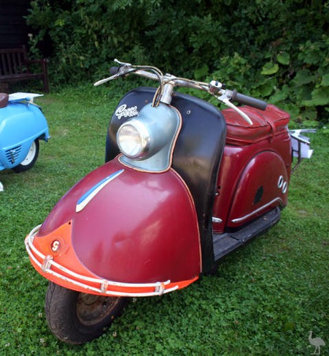 Goggo-1955-Scooter-200II-1.jpg