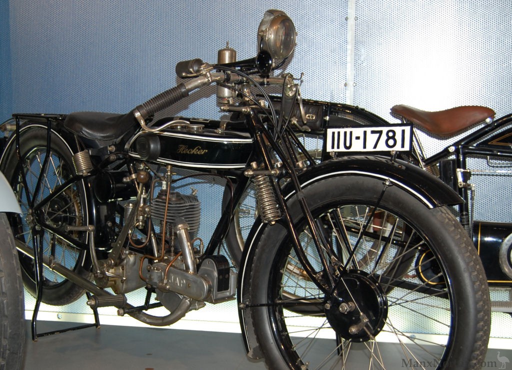 Hecker-1924-346cc-CHo.jpg