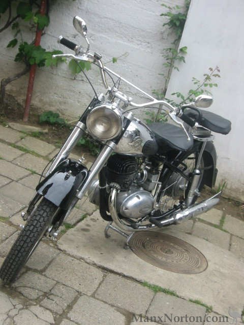 Hoffmann-MR250-Serbia-front.jpg