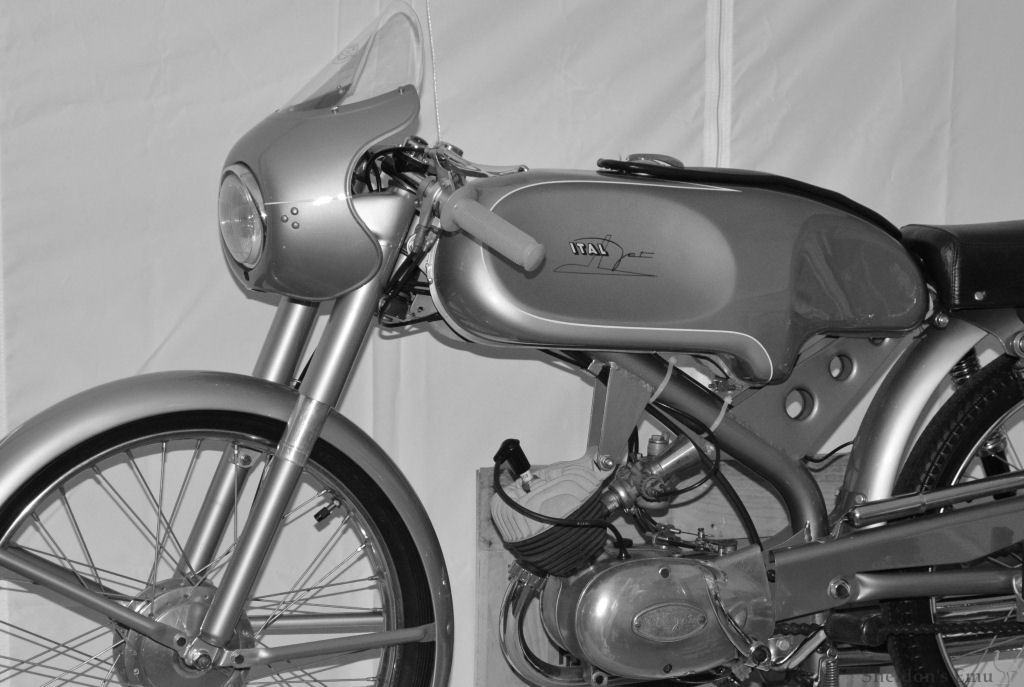 Italjet-1962-50cc-ISS-MRi.jpg