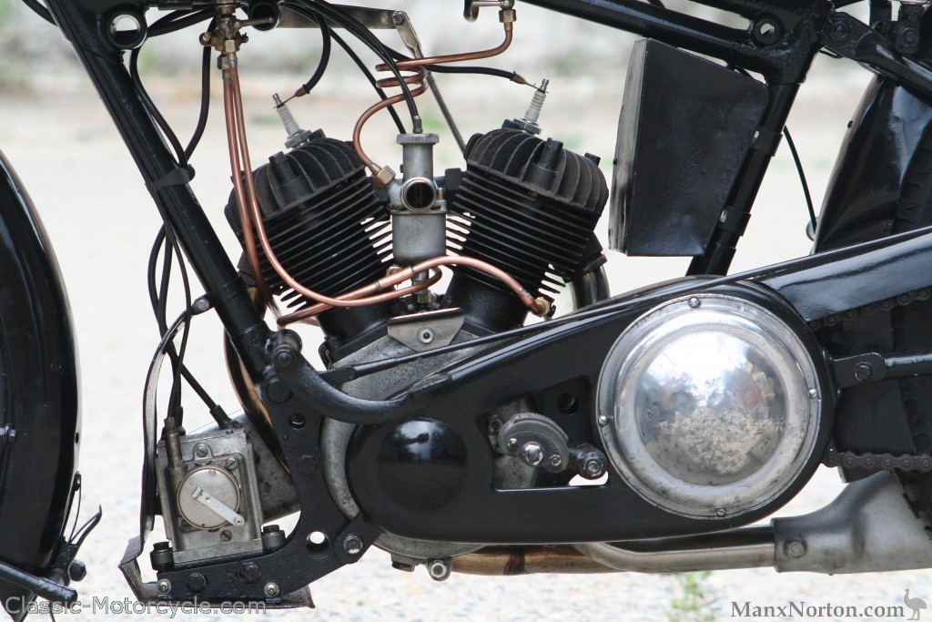 James-1928-Model-12-500cc-Moma-04.jpg