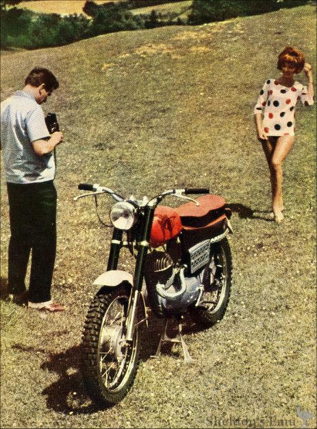 Jawa-typ475-advert-photo.jpg