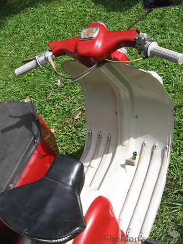 Lambretta-LD150-Tilbrook-10.jpg