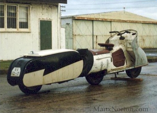 Maico-Scooter-with-Trailer.jpg