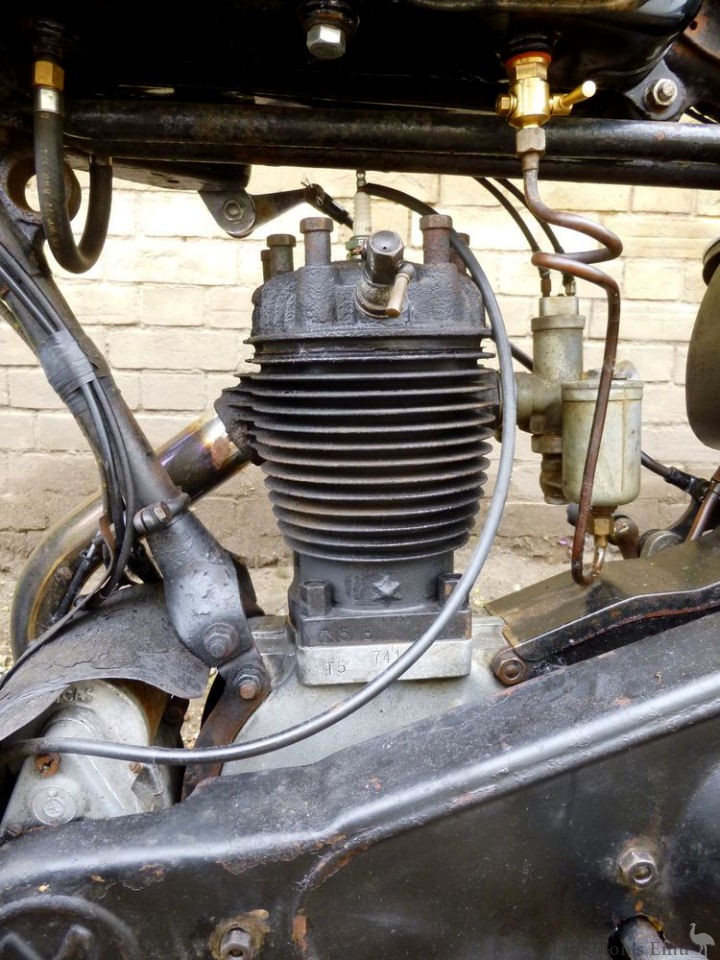 Matchless-1930-T5-500cc-AT-2.jpg