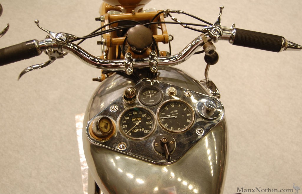 MGC-1930-350cc-CHo-02.jpg