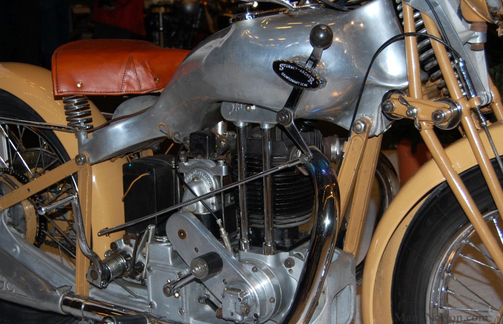 MGC-1930-350cc-CHo-05.jpg