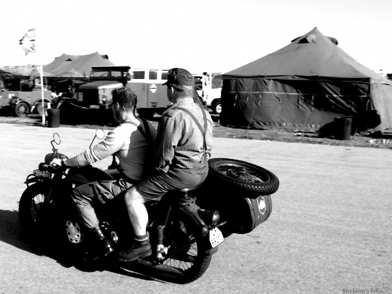 WWII-Zundaap-Wehrmacht-Motorbike.jpg