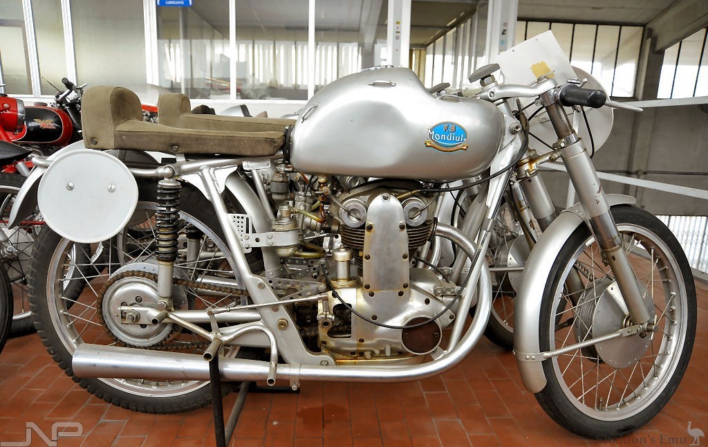 Mondial-1960c-DOHC-JNP.jpg