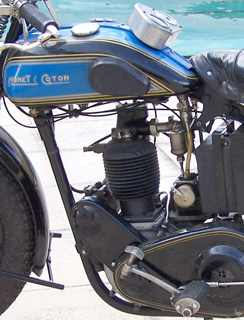 Monet-Goyon-1930-Type-NF-350cc-BVi-02.jpg