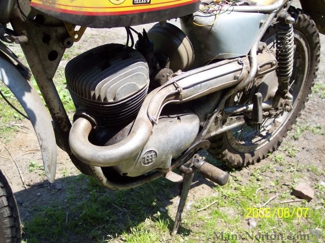 Montesa-Texas-175cc-14.jpg