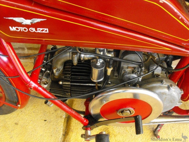 Moto-Guzzi-1924-C4V-7.jpg