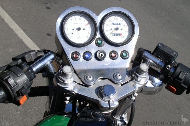 Moto-Guzzi-1000S-Instruments.jpg