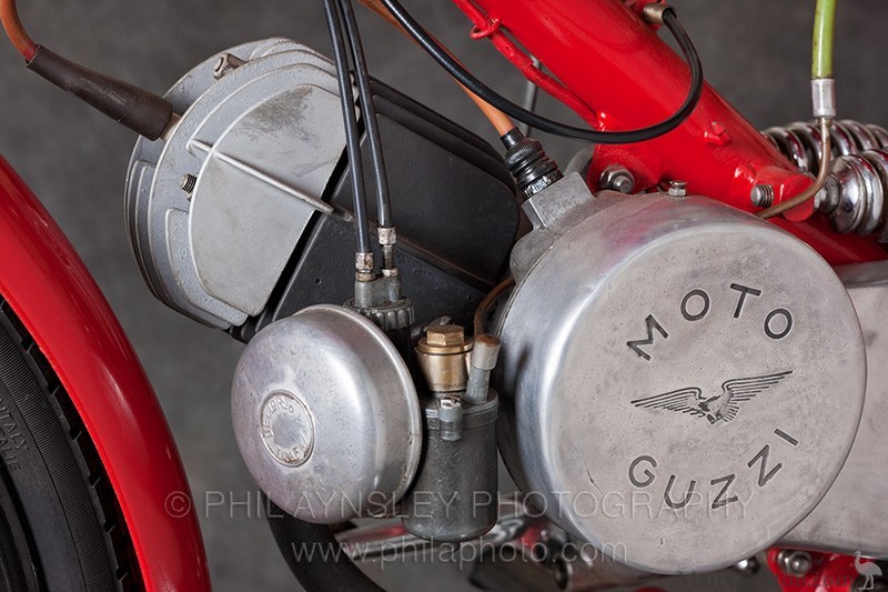 Moto-Guzzi-1946c-Motoleggera-225.jpg