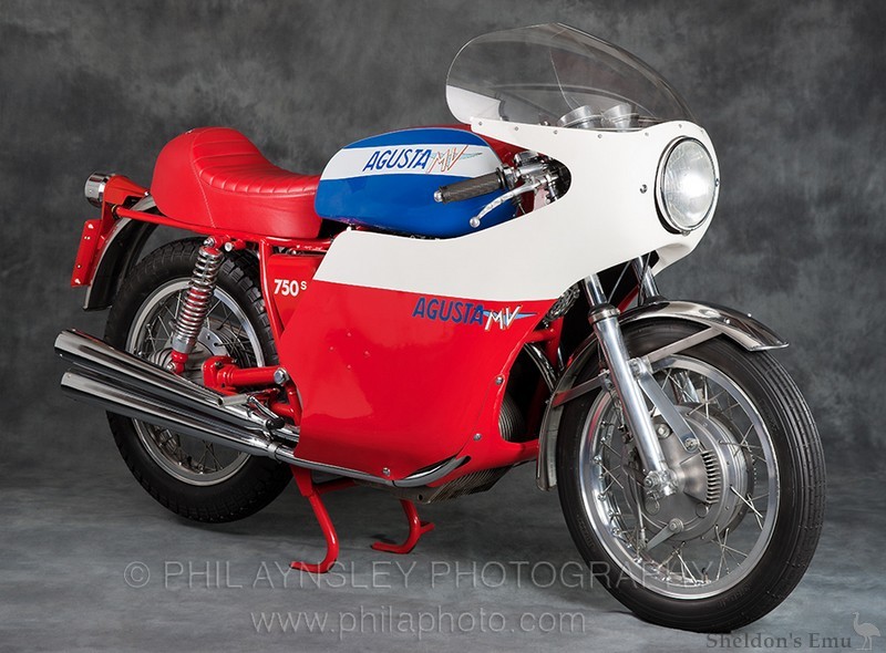 MV-Agusta-1974-750S-PA-06.jpg