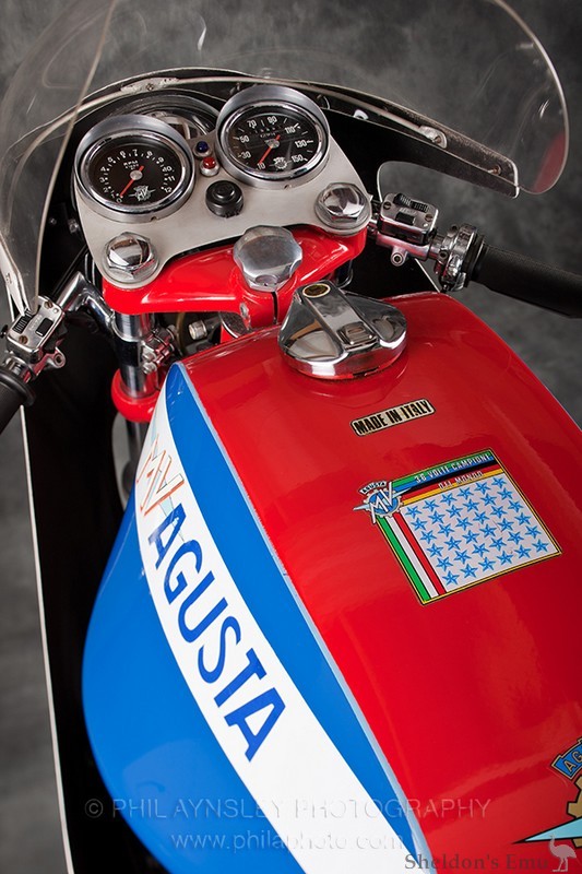 MV-Agusta-1974-750S-PA-11.jpg