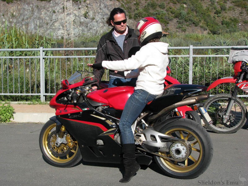 MV-Agusta-F4-Tambourini-4.jpg