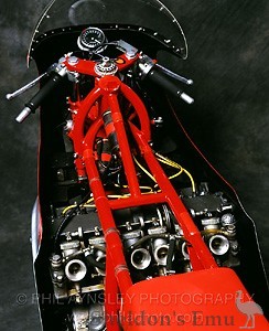 MV-Agusta-350-6-03.jpg