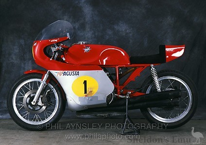 MV-Agusta-500-4-02.jpg