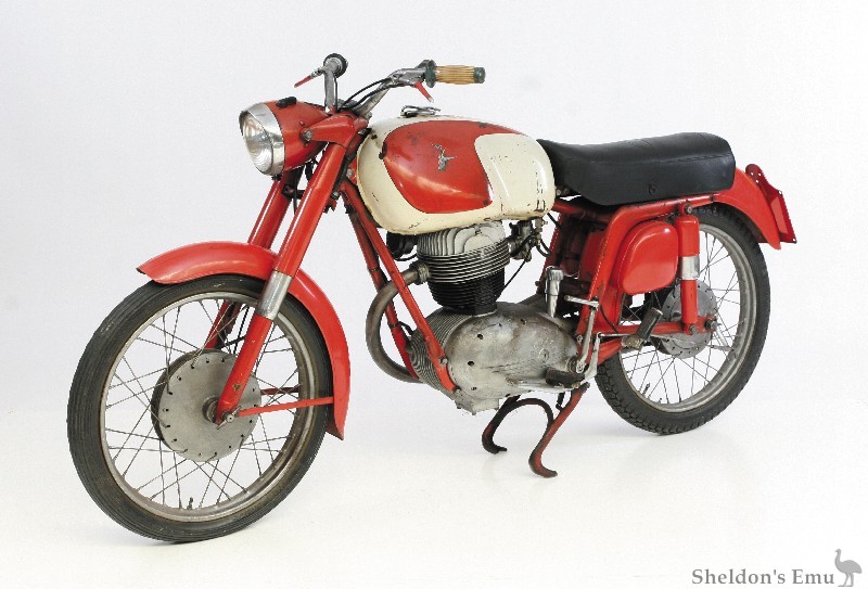 MV-Agusta-1954-175cc-2.jpg