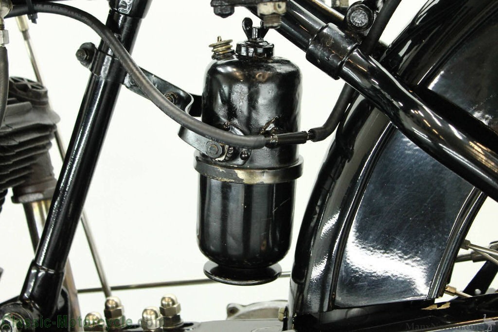 New-Imperial-1917-1000cc-CMAT-19.jpg