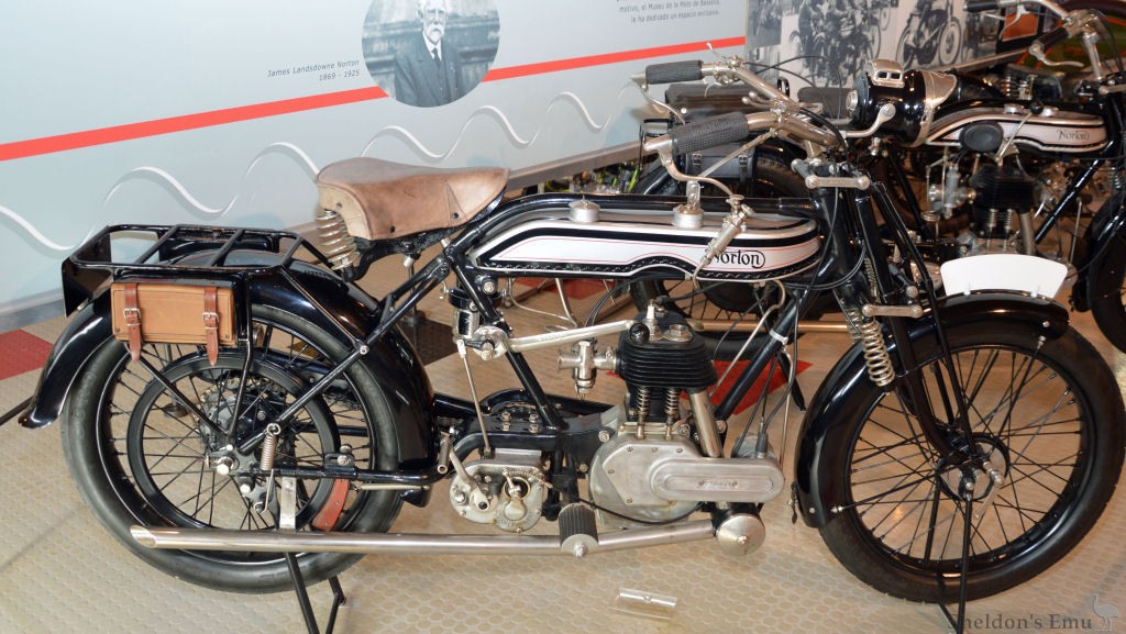 Norton-1922-500cc-Colonial-BMB-MRi.jpg