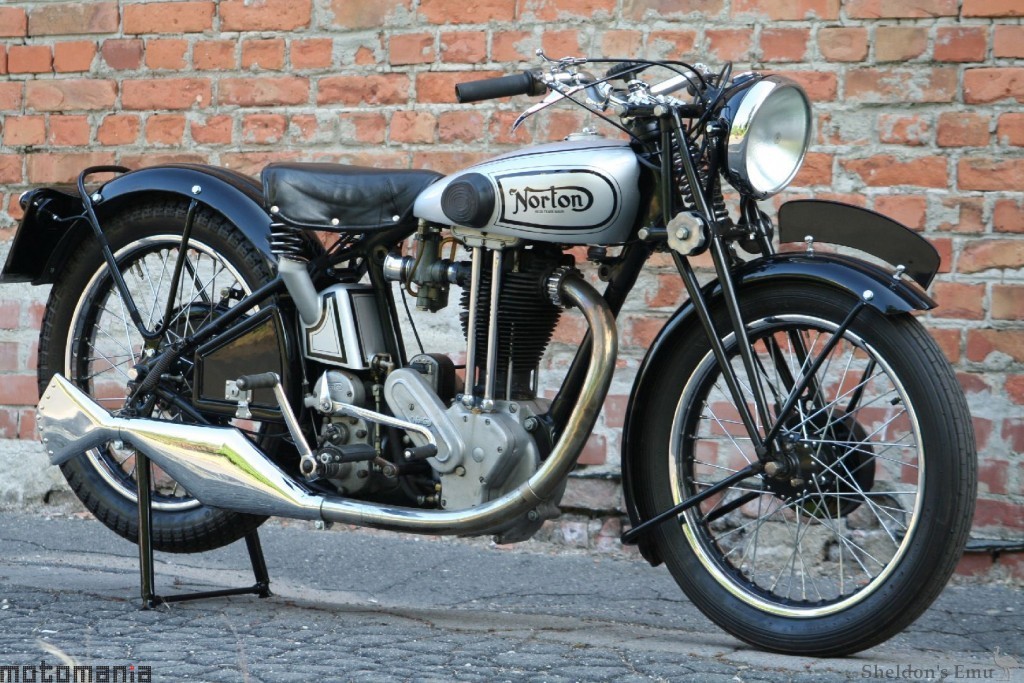 Norton-1932-Model-19-Motomania-1.jpg