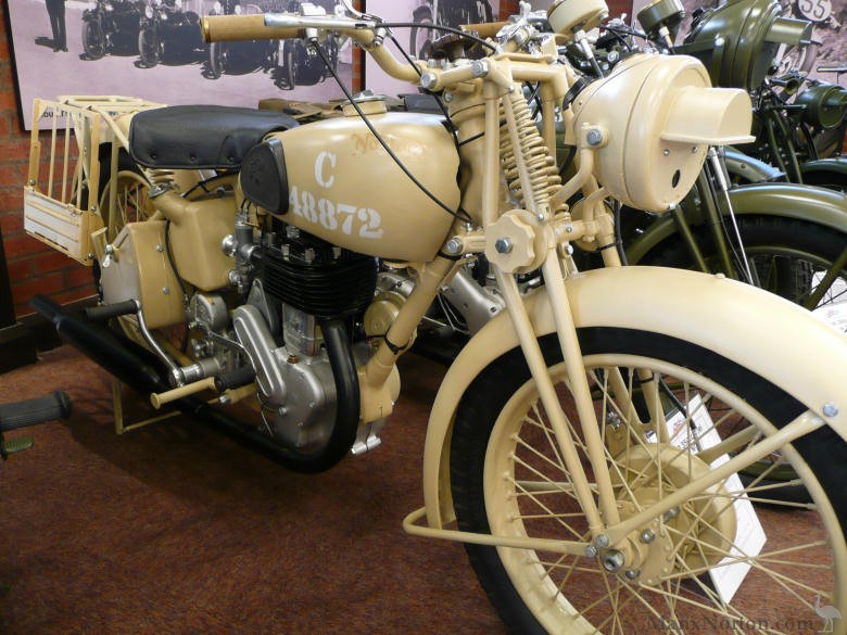 Norton-1942-16H.jpg