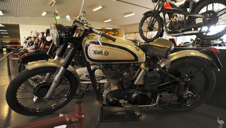 Norton-1952-International-Model-40-86.jpg