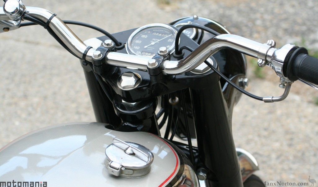 Norton-1953-Dominator-Motomania-5.jpg