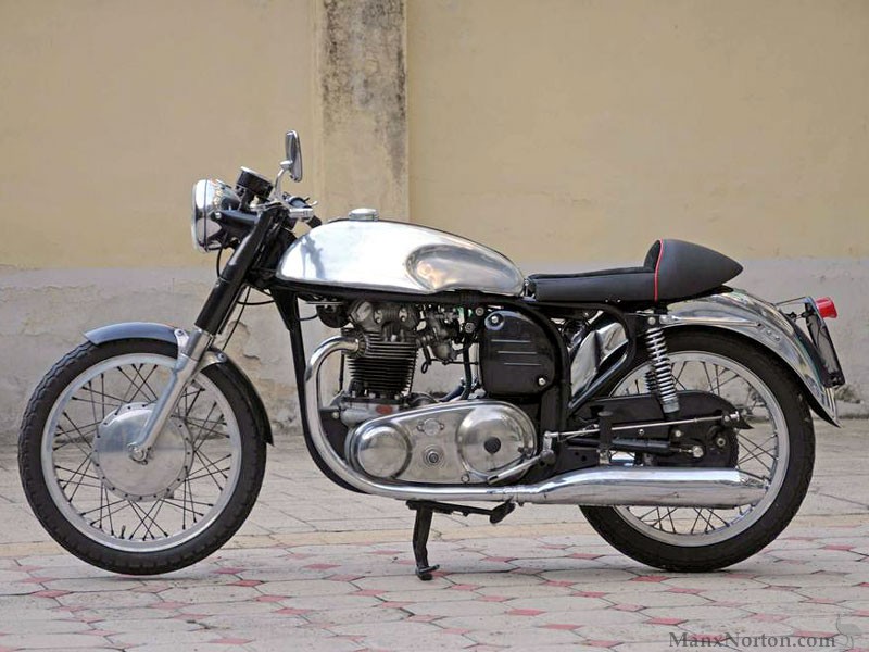 Norton-1968-Dominator-650SS-HnH.jpg