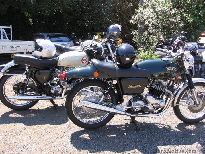 Norton-Commando-750-Fastback-Sydney-2008.jpg