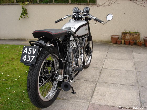 Norton-Manx-1947-Symons-9.jpg