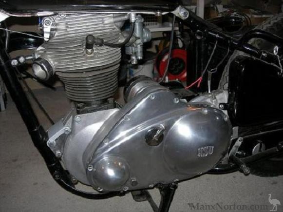 NSU-Konsul-II-engine-L.jpg