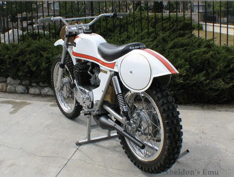 Ossa-1971-Stiletto-3.jpg