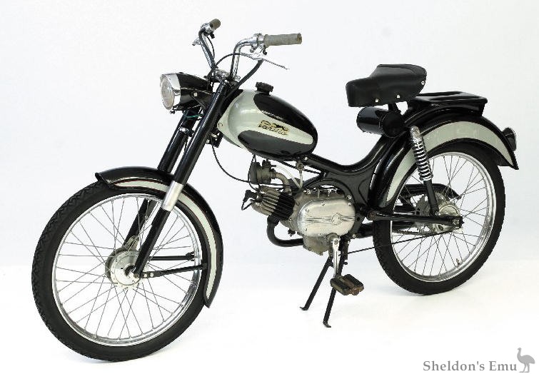 Parilla-1960c-49cc-Touring-02.jpg