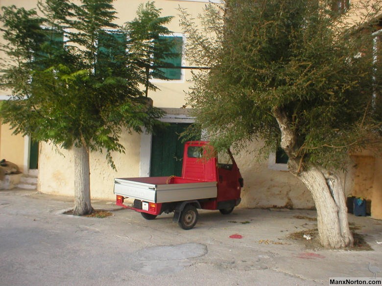 Piaggio-Ape-3.jpg