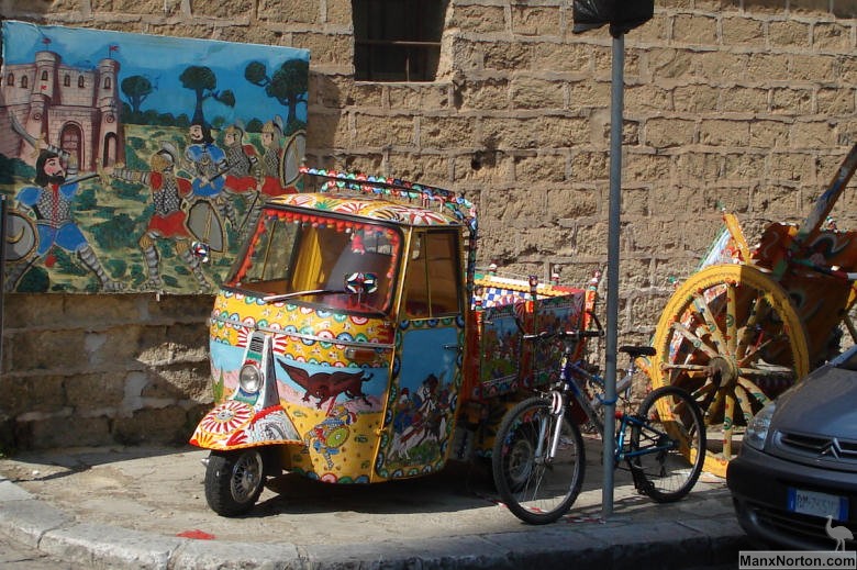 Piaggio-Ape-Palermo.jpg