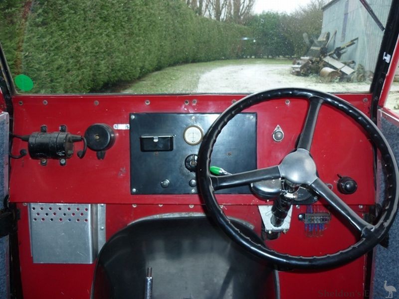 Raleigh-1935-Karryall-Van-750cc-5.jpg