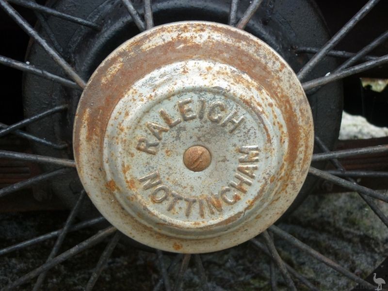 Raleigh-1935-Karryall-Van-750cc-7.jpg