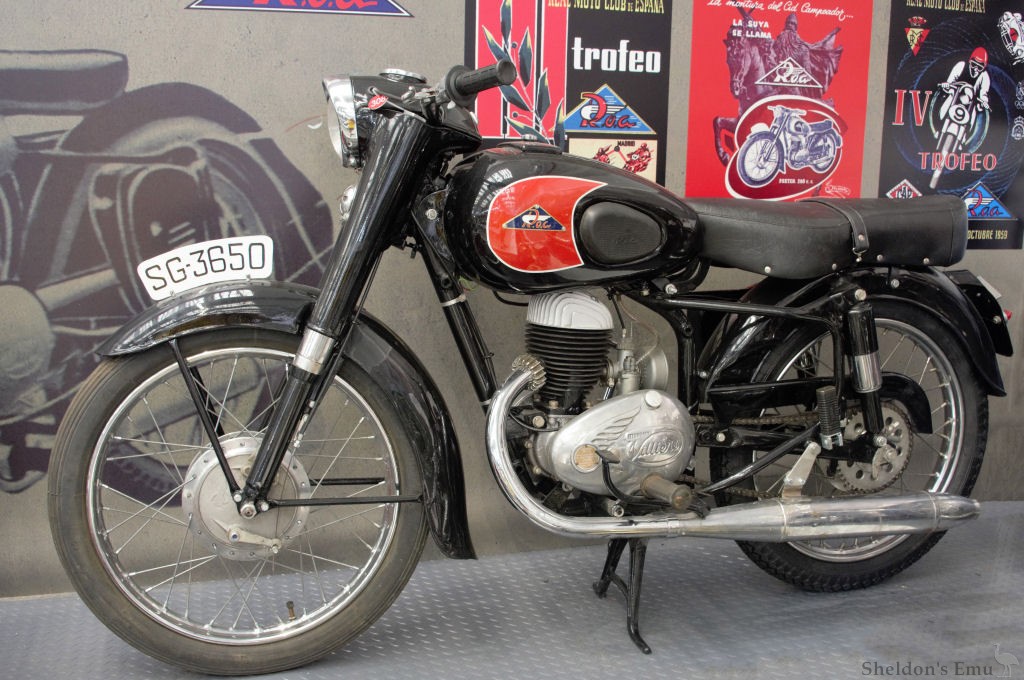 Roa-1955-200cc-Super-Foxter-MMS-MRi-01.jpg