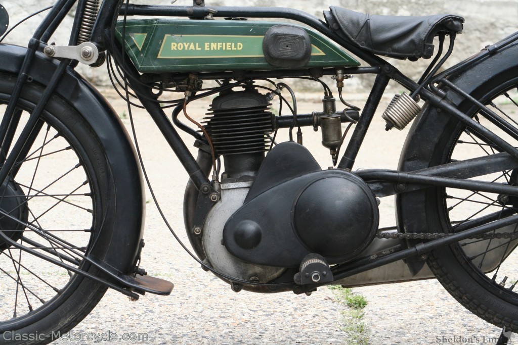 Royal-Enfield-1928-Model-500-04.jpg