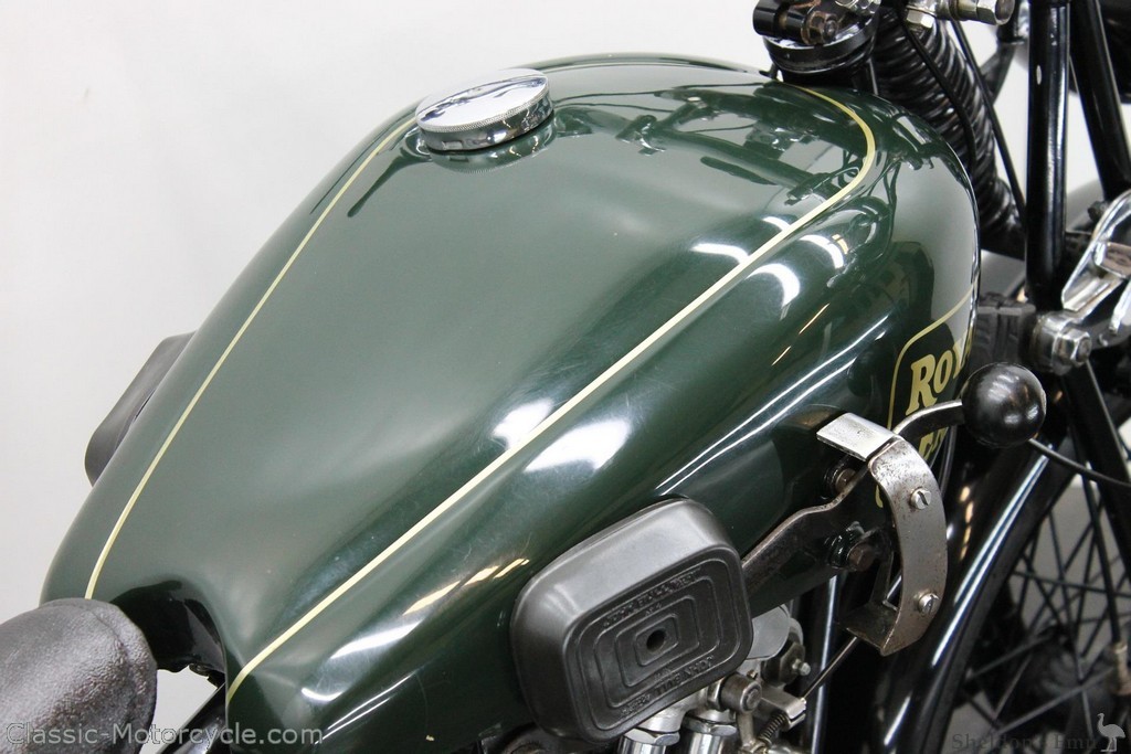 Royal-Enfield-1931-500cc-Model-J-CMAT-07.jpg