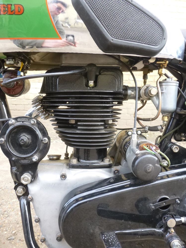 Royal-Enfield-1938-Model-J1-500cc-AT-2.jpg