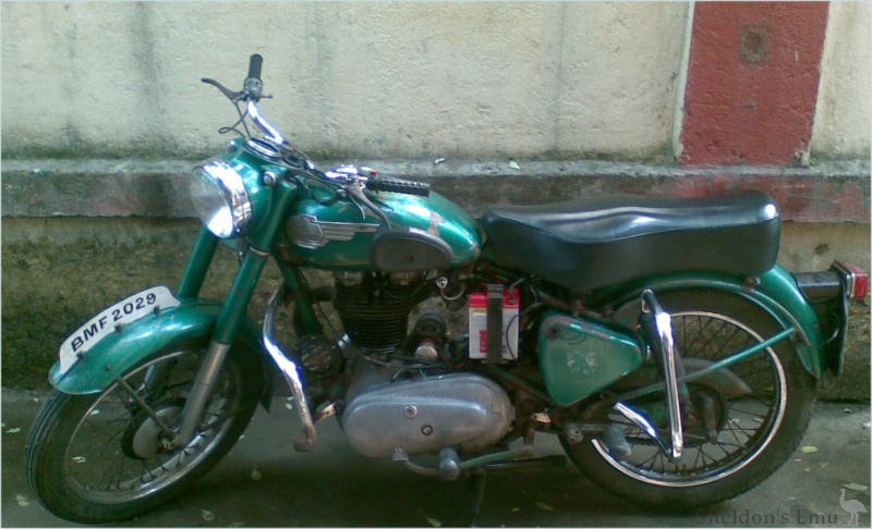 Royal-Enfield-1958-Clipper-India.jpg