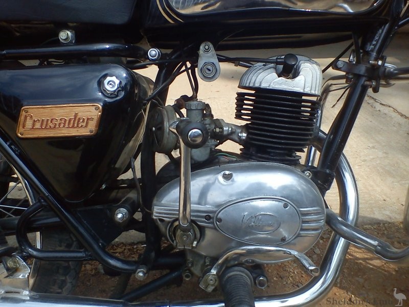 Royal-Enfield-1970-Crusader-2.jpg