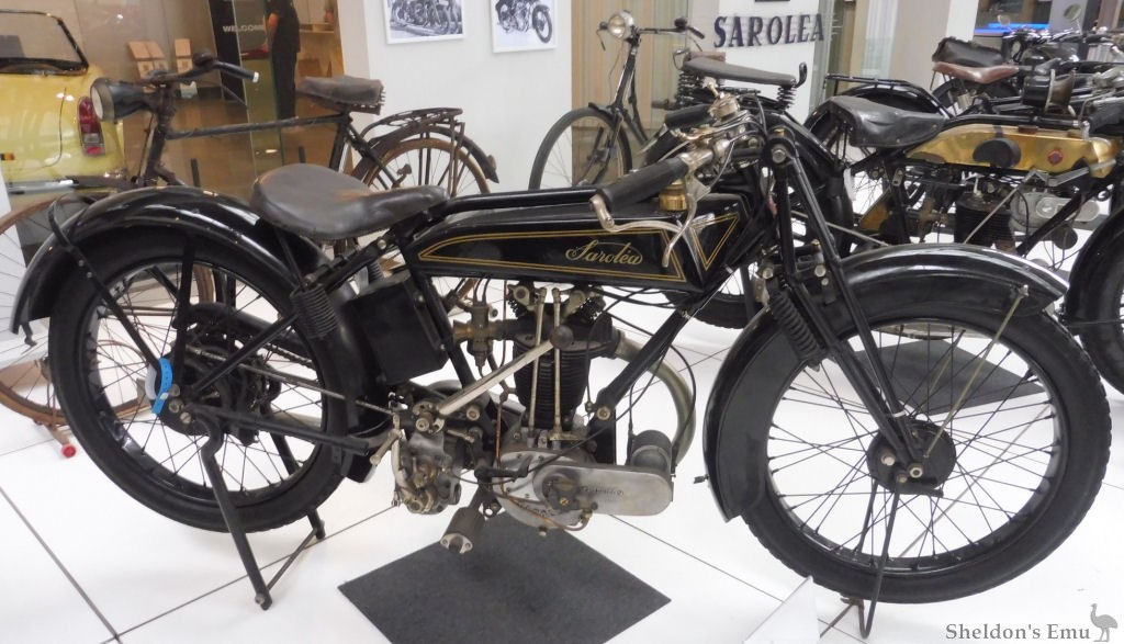 Sarolea-1924-25L-349cc-OHa.jpg