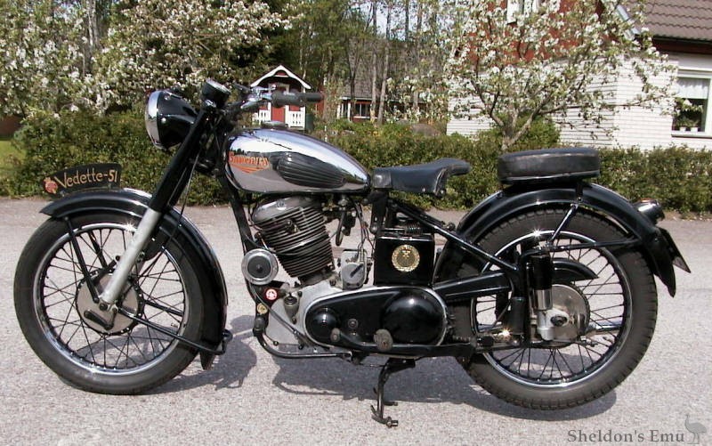 Sarolea-1951-Vedette-3.jpg